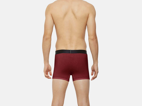 The Micromodal men's trunks are the ideal innerwear for men. They are soft, anti-microbial & keep you fresh all day long