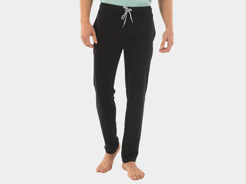 The BCI Cotton Trackpants for men are breathable, anti-odour & anti-microbial. They are perfect for a day out or for lounging at home. 