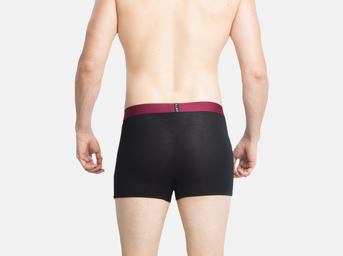 The Micromodal men's trunks are the ideal innerwear for men. They are soft, anti-microbial & keep you fresh all day long